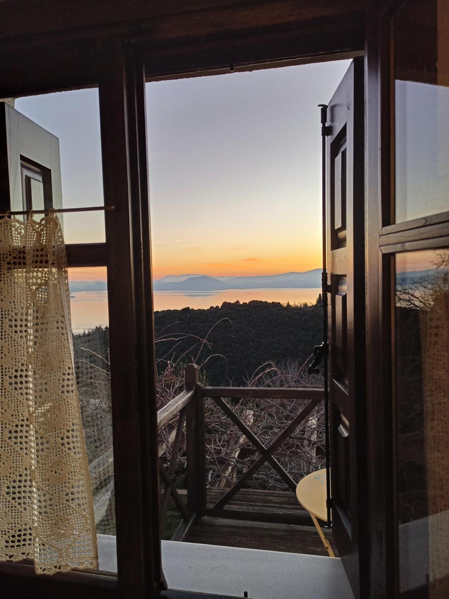 Pinakátai Riga'S Pinakoti Lodge מראה חיצוני תמונה